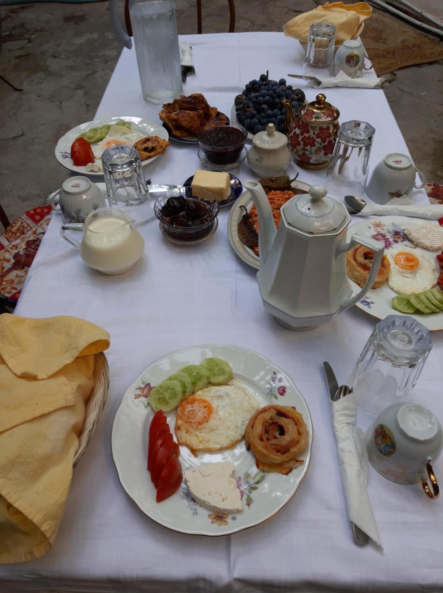 Gjirokastër Vrenjo Guesthouse חדר תמונה